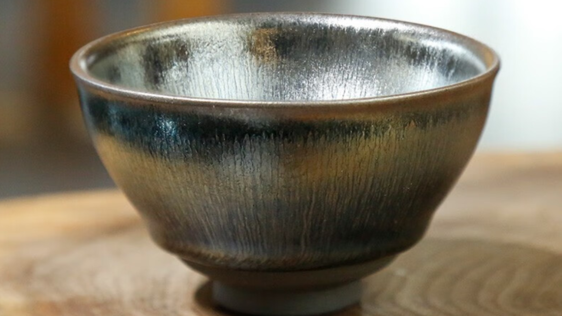 Yinlu Tea Cup with Silver Rabbit-Hair Jianzhan Pattern, 100ml, Produced by Zhou YuanpeiHONOR 200 Pro