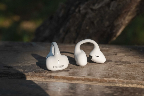 Edifier LolliClip  Redefine earclip headphones . Detailed User Experience of Edifier LolliClip
