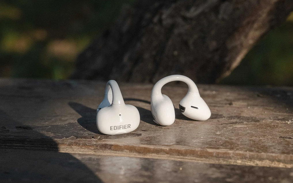 Edifier LolliClip  Redefine earclip headphones . Detailed User Experience of Edifier LolliClip