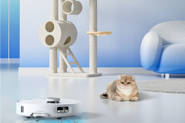 Roborock P20 Pro Sweeping and Mopping All-in-One Robot, Water Tank Version